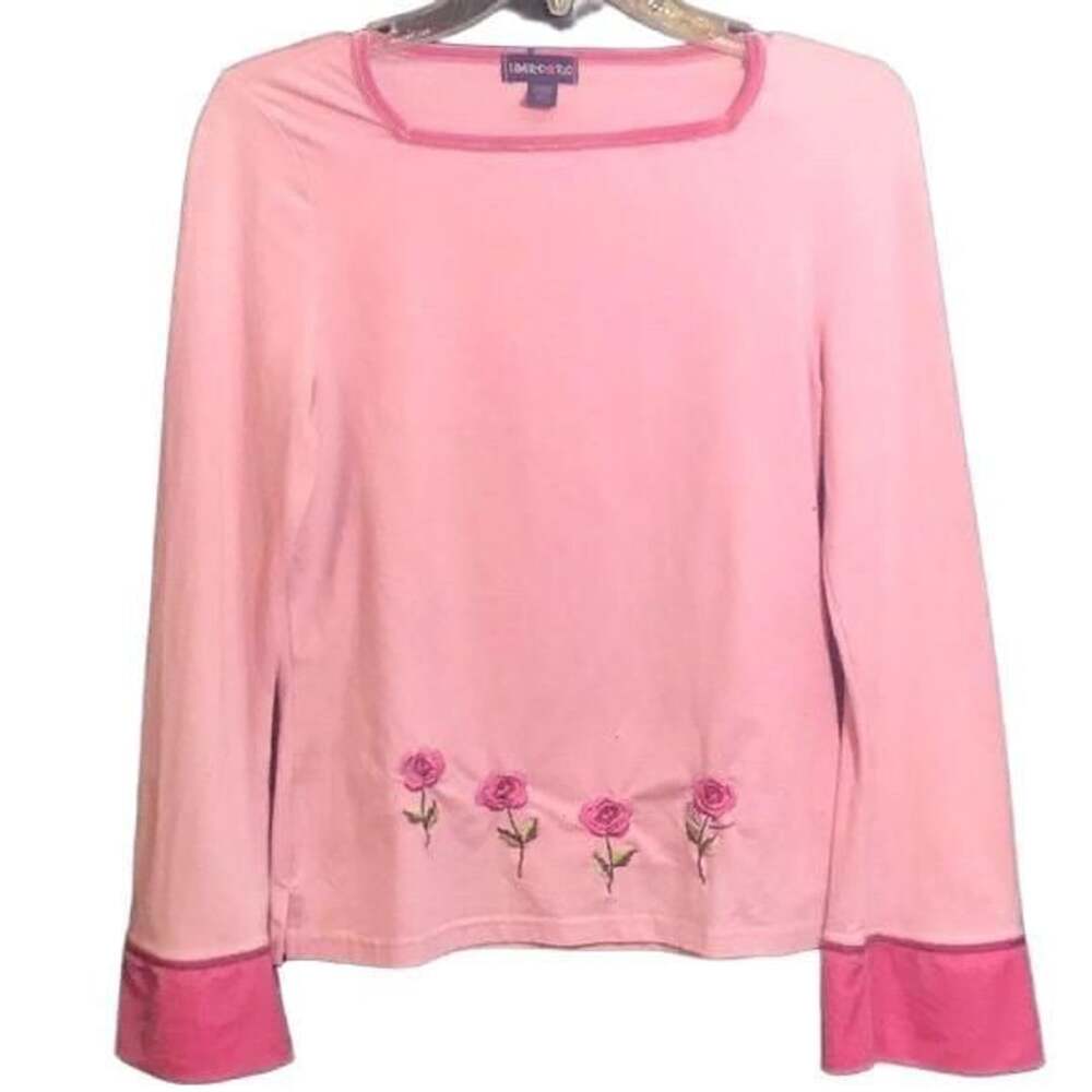 👚Pink Long Sleeve Embroidered Roses Shirt